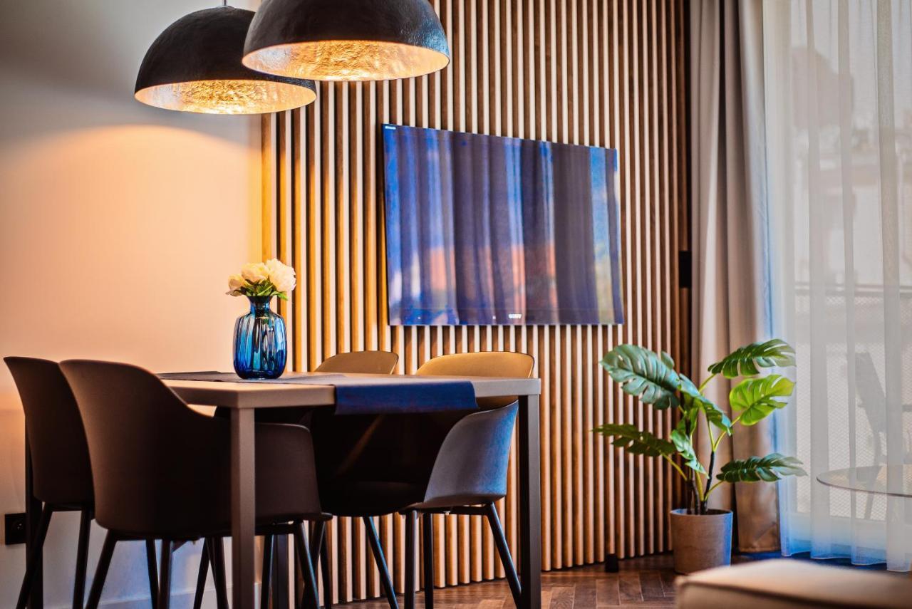 Apartamenty Homely Place Koziolki - Stary Rynek พอซนาน ภายนอก รูปภาพ