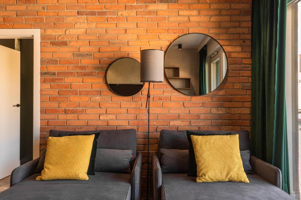 Apartamenty Homely Place Koziolki - Stary Rynek พอซนาน ภายนอก รูปภาพ