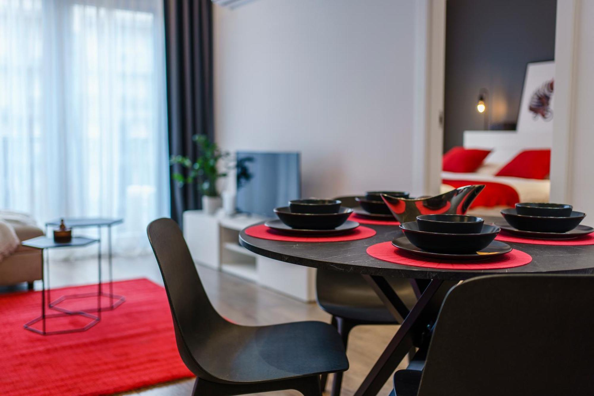 Apartamenty Homely Place Koziolki - Stary Rynek พอซนาน ห้อง รูปภาพ
